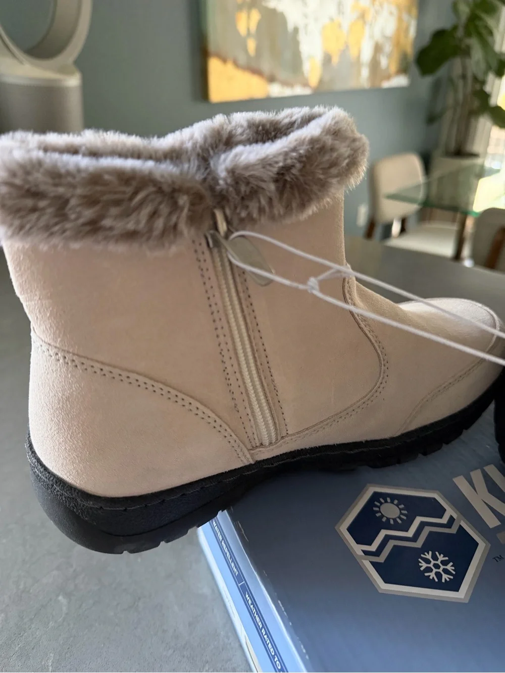 Khombu Women's Cream Faux-Fur Trim Winter Ankle Boots